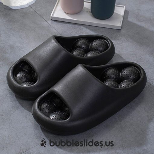 Schwarzer Bubble Slides Massageball, rutschfeste Edition